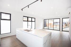 2/741 Elgar Road, DONCASTER, VIC 3108 AUS