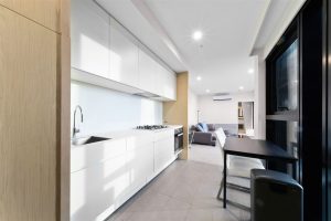 3305 /8 Pearl River Rd, DOCKLANDS, VIC 3008 AUS