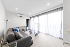 3305 /8 Pearl River Rd, DOCKLANDS, VIC 3008 AUS