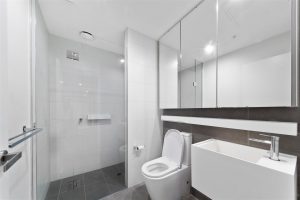 3305 /8 Pearl River Rd, DOCKLANDS, VIC 3008 AUS