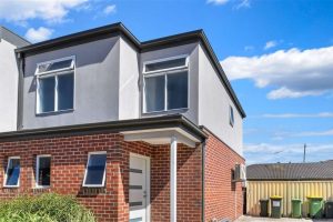 2/41 Winter Cres, RESERVOIR, VIC 3073 AUS