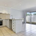 2/41 Winter Cres, RESERVOIR, VIC 3073 AUS