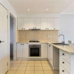 2/41 Winter Cres, RESERVOIR, VIC 3073 AUS