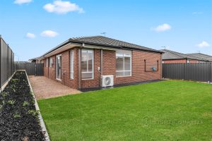 2 Kirkwood Road, PAKENHAM, VIC 3810 AUS
