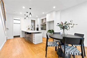 8/70 Auburn Road, HAWTHORN, VIC 3122 AUS