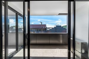 102/405 Neerim Road, CARNEGIE, VIC 3163 AUS